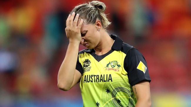 Ashleigh Gardner couldn’t get the Aussies home against India.