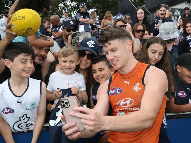 Blues fans are sweating on an injury update on Sam Walsh’s nagging back issue Picture: David Crosling