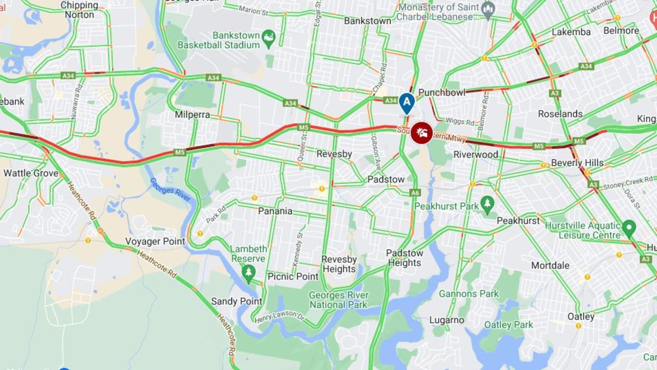 sydney-traffic-m5-delays-after-crash-at-padstow-news-au