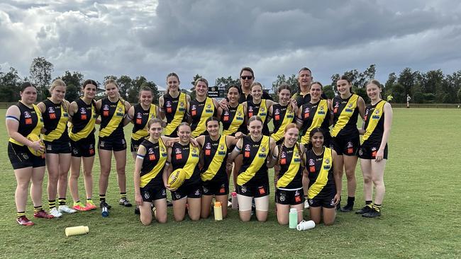 The Redcliffe Tigers Australian football girls side.