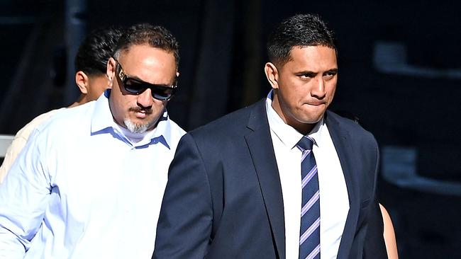 BRISBANE, AUSTRALIA - NewsWire Photos JUNE 3, 2025: Death punch accused Oshae Jackson Tuiasau (right), a one-time rugby league prodigy, arrives to Brisbane Supreme Court with family and friends. Picture: NewsWire / John Gass