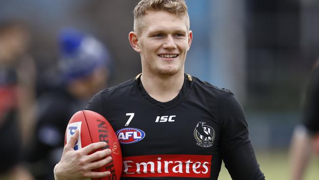 Adam Treloar wins a mountain of the footy.