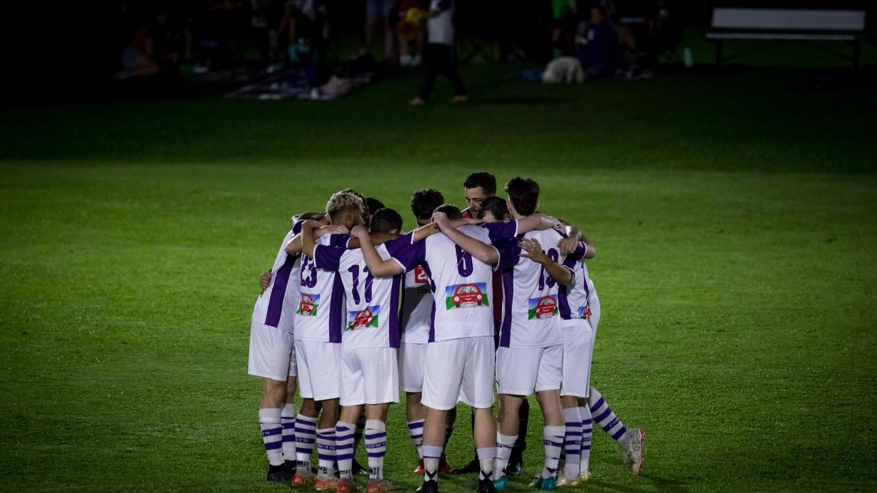 Southside Comets talk tactics before facing Brothers Townsville.