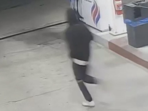 Armed robbery Tenterfield. Police are seeking assistance on identifying a man who robbed a service station on Rouse St.