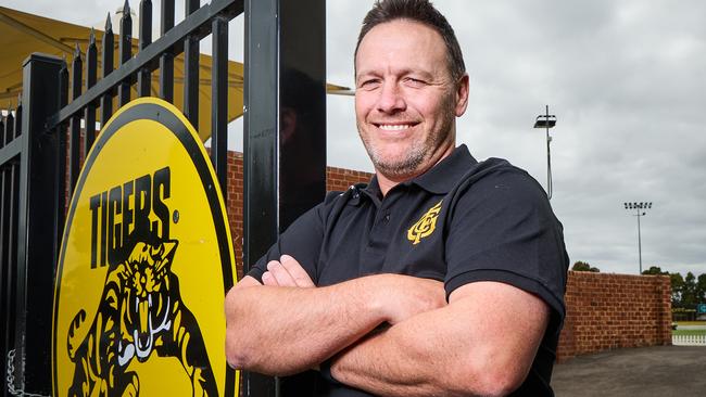 Glenelg coach Darren Reeves at the Bay Oval. Picture: Matt Loxton