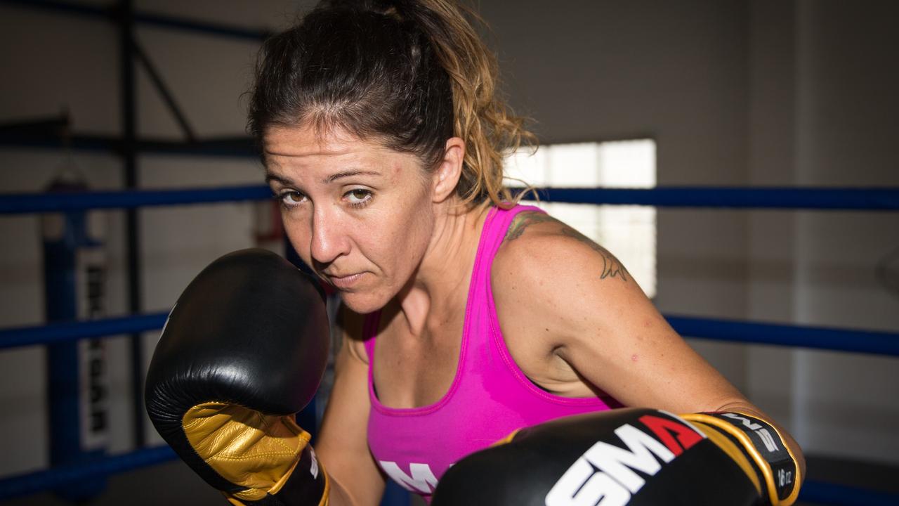 Ipswich boxing mum honours dad during fight of her life | The Courier Mail