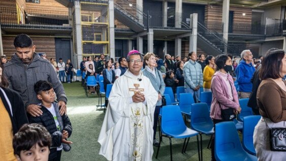 Bishop Vincent Long with members of St Luke's Catholic community Marsden Park.