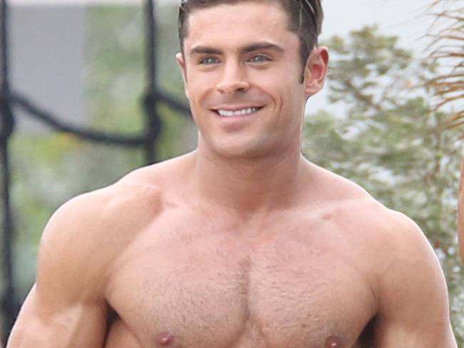 Actor Zac Efron showing off his muscular physique on the set of Baywatch in Miami Beach. Pictured: Zac Efron Ref: SPL1241459 050316 Picture by: MCCFL / Splash News Splash News and Pictures Los Angeles: 310-821-2666 New York: 212-619-2666 London: 870-934-2666 photodesk@splashnews.com