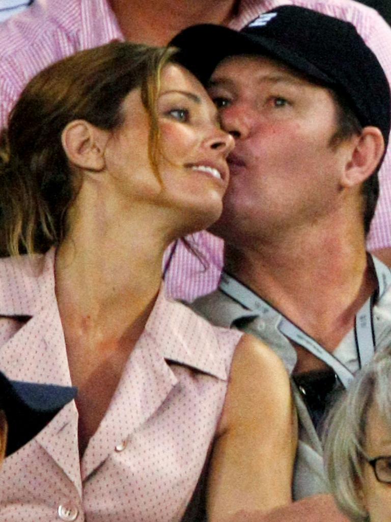 MELBOURNE, AUSTRALIA - JANUARY 27: Executive Chairman of Publishing and Broadcasting Limited (PBL), James Packer kisses his wife Erica Baxter during the men's final match between Jo-Wilfried Tsonga of France and Novak Djokovic of Serbia on day fourteen of the Australian Open 2008 at Melbourne Park on January 27, 2008 in Melbourne, Australia. (Photo by Lucas Dawson/Getty Images)