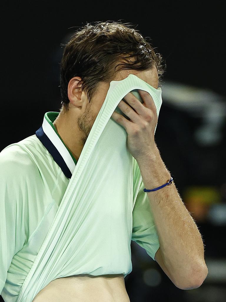 Danill Medvedev saat kalah dari Nadal.