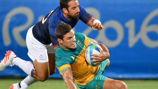 Australia's Ed Jenkins scoring at the Rio Olympics.