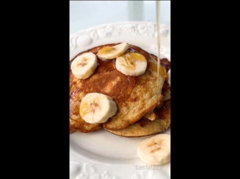 3-ingredient banana pancakes