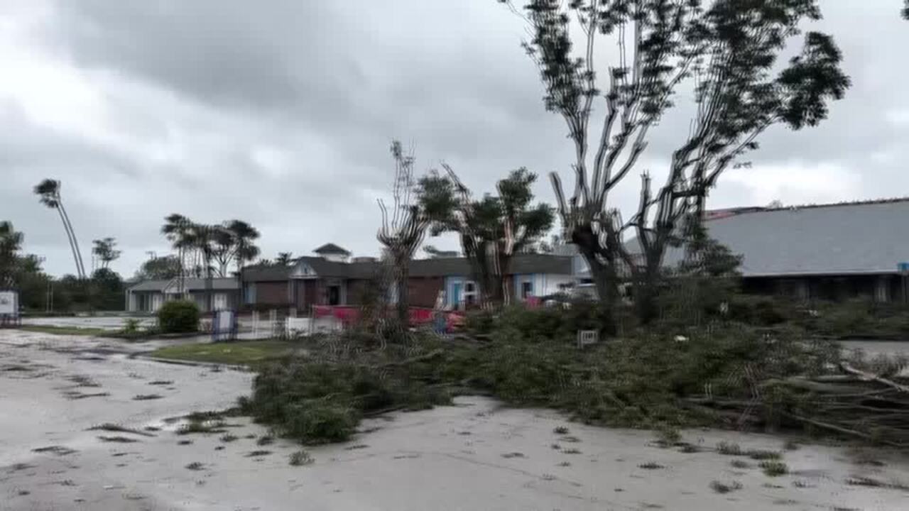 Hurricane Milton marches across central Florida, destroying homes