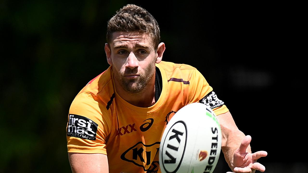 Andrew McCullough has signed with the Dragons.