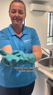 Aussie cleaner finds 'oysters' growing in a dishwasher