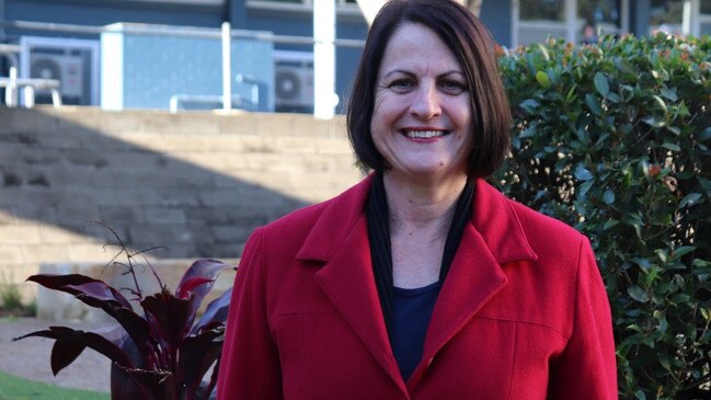 Michelle Lyons.