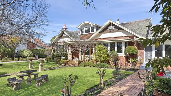 51 Virginia St, Newtown, sold for $5.95m.