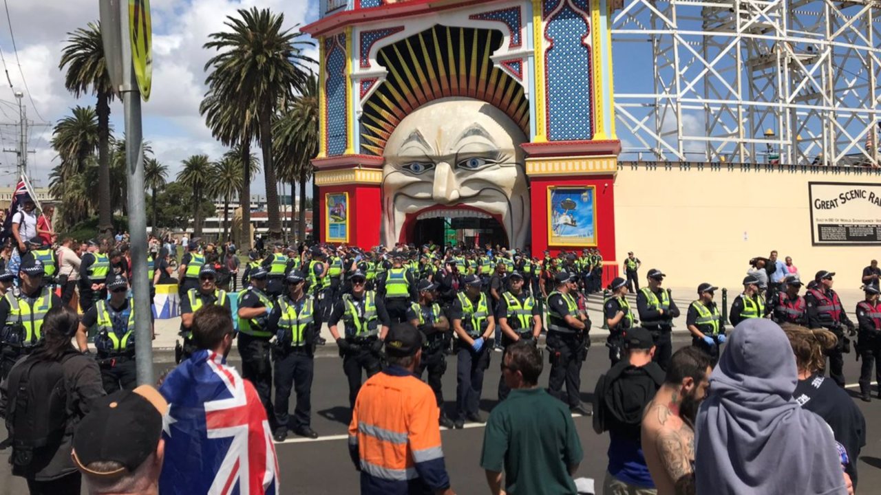 Far-right and anti-racist protestors clash over reclaiming Melbourne