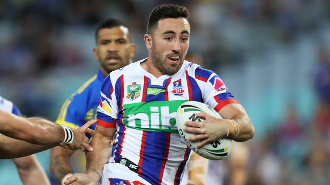 Mitchell Pearce wants Brock Lamb to stay at the Knights.