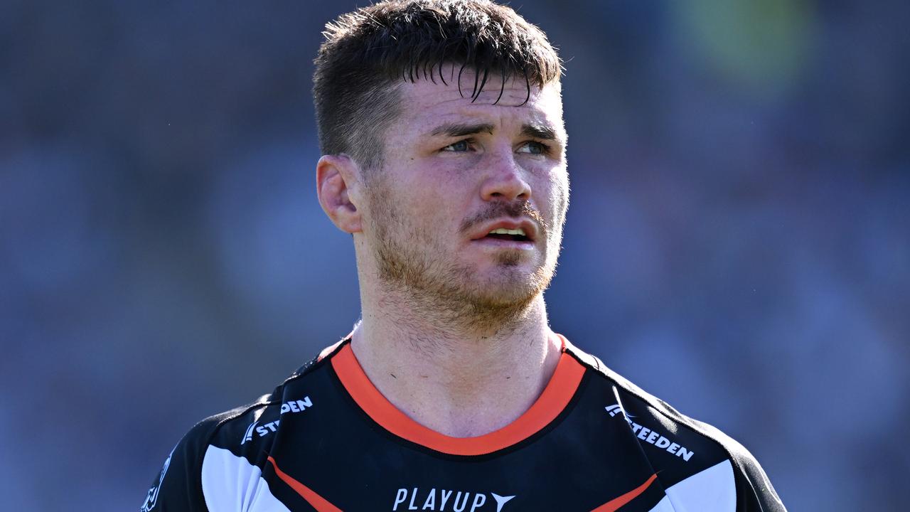 NRL 2023: John Bateman Receives Visa Clearance To Join Wests Tigers ...