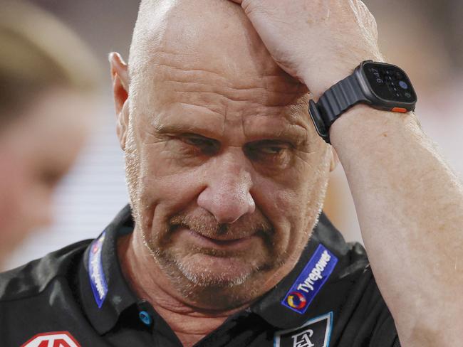 NCA. MELBOURNE, AUSTRALIA. 15th March, 2025 .  AFL  Round 1.  Collingwood vs Port Adelaide at the MCG .   Ken Hinkley, head coach of the Power at 3 qtr time  . Picture: Michael Klein