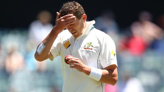 Peter Siddle loses his Cricket Australia contract.