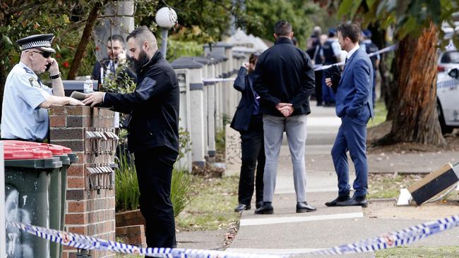 Police at the scene of the shooting in Sydney’s west. Picture: NewsWire / John Appleyard