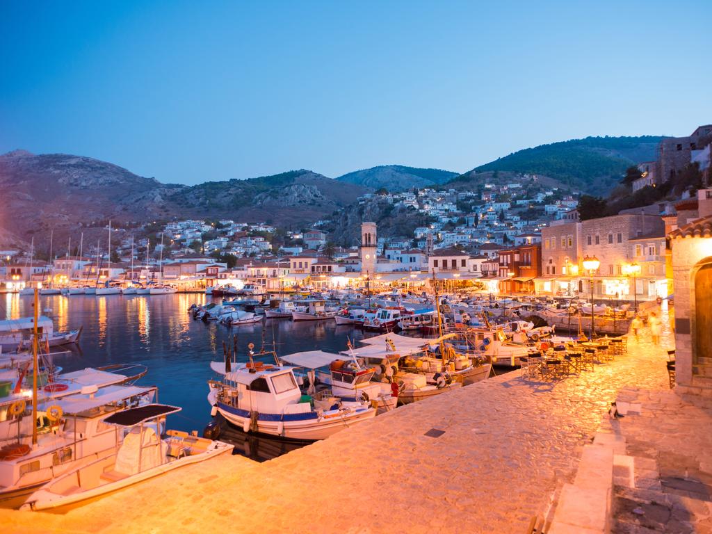 travel from santorini to skopelos