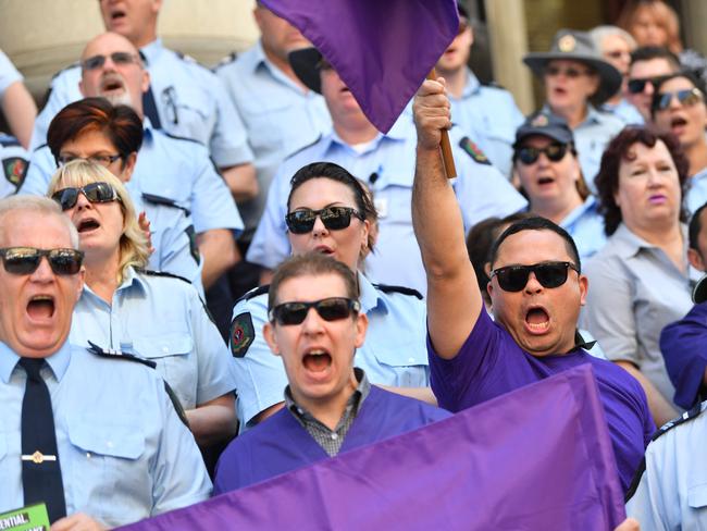 Unionists protest the State Budget during a Public Service Association rally. (AAP Image/David Mariuz)