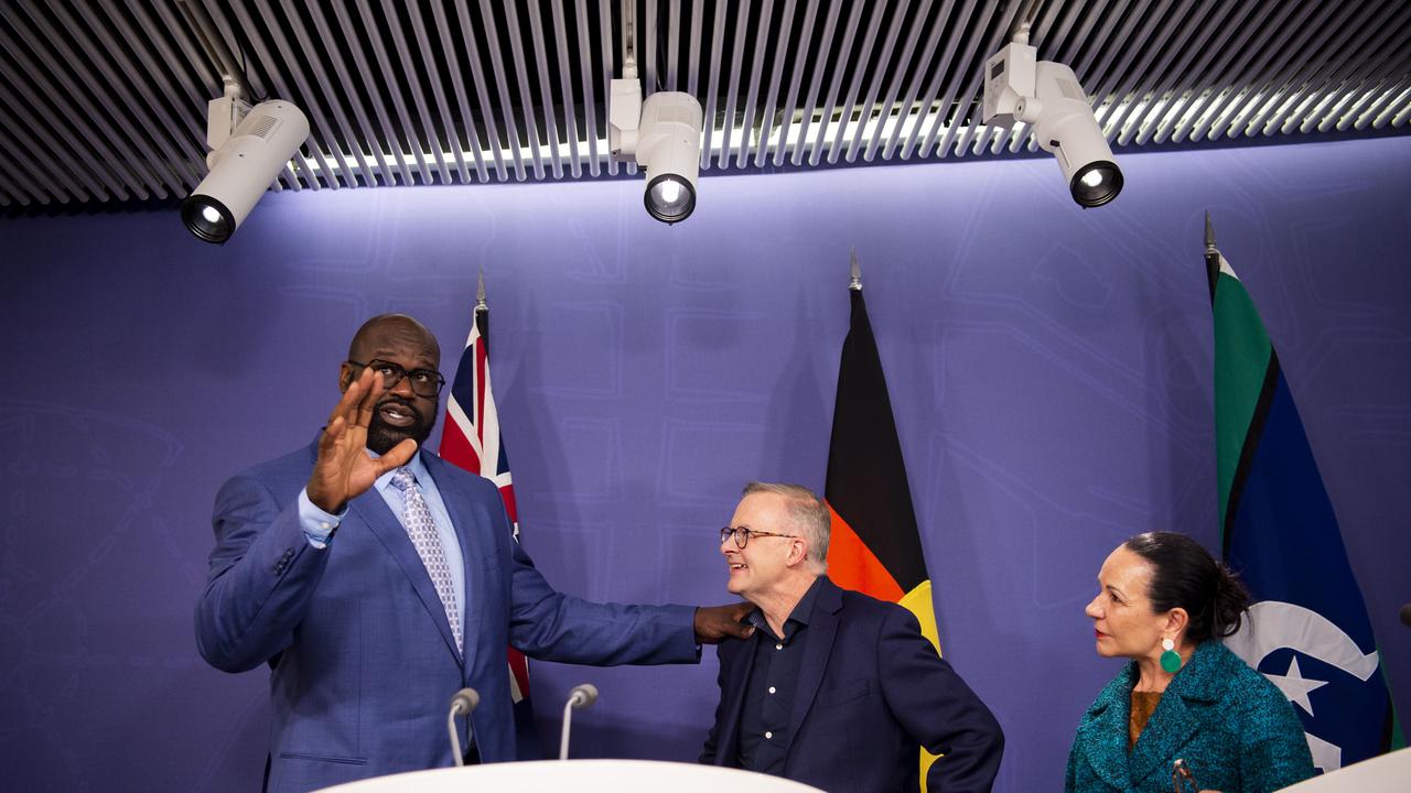 NBA legend Shaquille O’Neal met with Prime Minister Anthony Albanese and Minister for Indigenous Australians Linda Burney. Picture: NCA NewsWire / Monique Harmer