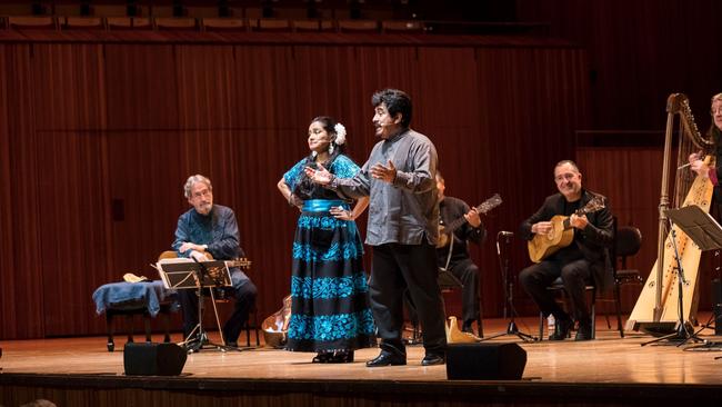 Jordi Savall watches on as Ada Coronel and Zenen Zeferino trade verses. Picture: Ken Leanfore