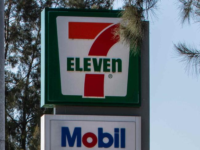 16/09/23. The Sunday Telegraph, News,Blacktown, NSW, Australia.GVÃs of the (over 2km long) route along which a 15 year old boy was dragged last night in Blacktown.LOCATION 6:Incident ended at the 7 Eleven petrol Station on  Vardys Road  in Blacktown. Picture: Julian Andrews