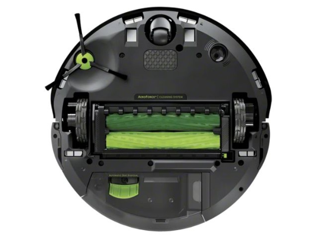 What to expect when setting up your Roomba Combo j7+ robot vacuum and mop. Image: iRobot.