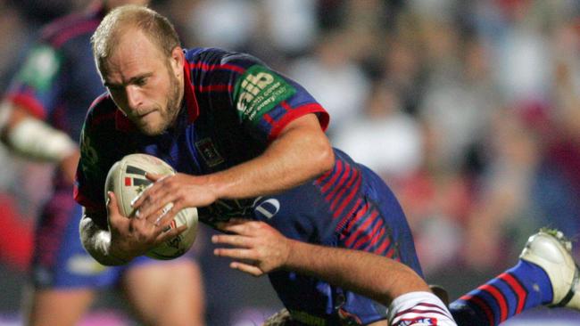 30 Jun 2006 : Manly Sea Eagles vs Newcastle Knights at Brookvale Oval : Knights' Kirk Reynoldson - sport rugby league NRL action