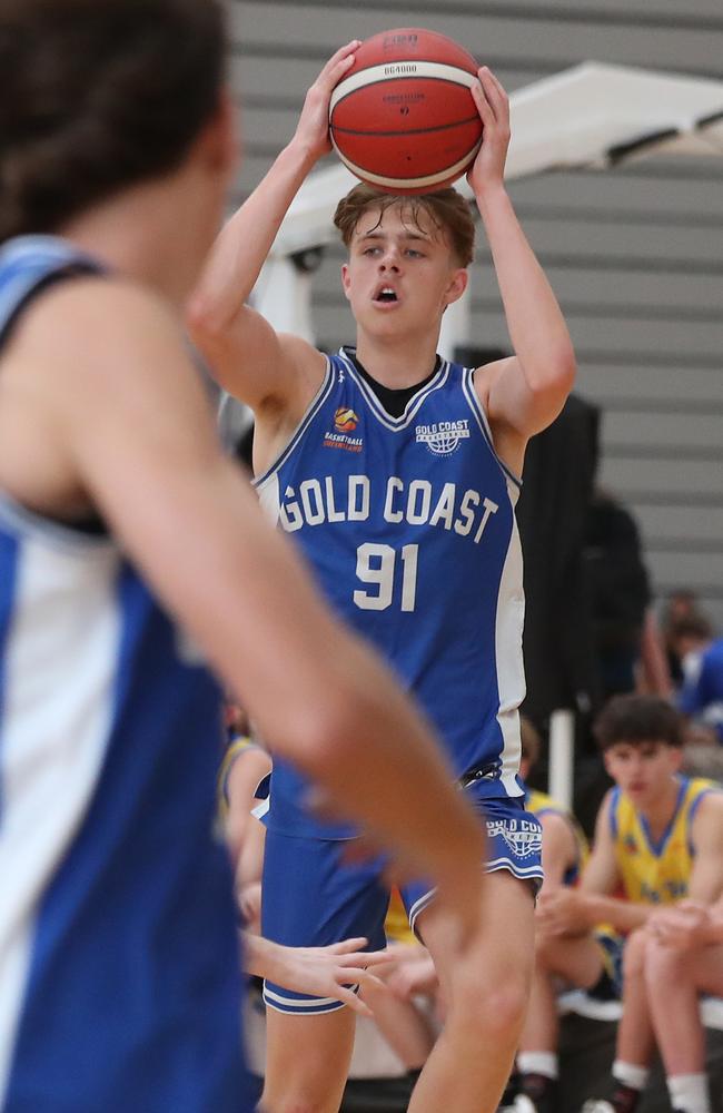 Basketball QLD U18 State Championships 2024. Mens Gold Coast V townsville Heat (yellow). Picture Glenn Hampson