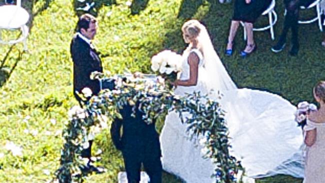 Sylvia Jeffreys, Peter Stefanovic wedding photos: Couple marry by ...