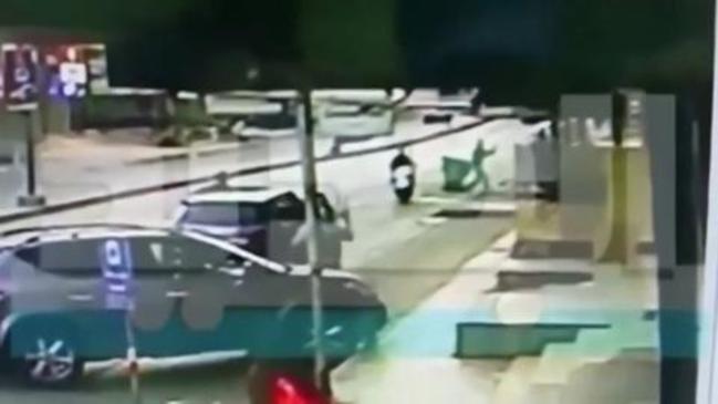 Attempted child abduction in Lebanon caught on video