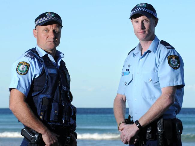 Police Save Children From Rip at Caves Beach, Newcastle. Police have saved three children who were caught in a rip and at risk of drowning at a beach in the Lake They were Macquarie region. The were Senior Constables, Wade Fuller (younger) and Craig Hansen pictured where the incident occurred at the south end of Caves Beach. About 6pm yesterday (Th ursday 29 September 2016), two girls aged 15 and a boy aged nine were swimming at Caves Beach when they became caught in a rip. A 47-year-old man, who is the father of the boy and one of the girls, entered the water to assist and also became caught in the rip, with all four persons being taken out about 70 meters from the shoreline and struggling to stay afloat.