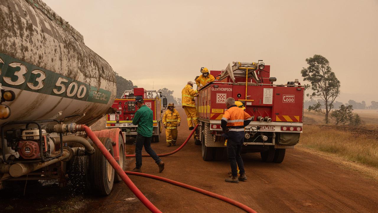 250 lightning strikes spark more fires