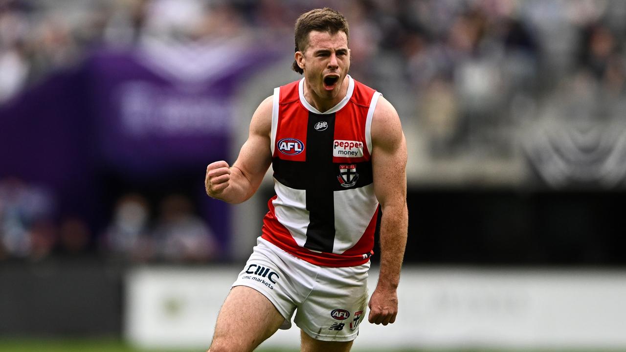 Jack Higgins found his radar in the second half. Picture: Daniel Carson/AFL Photos