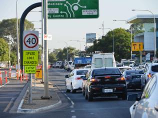 Traffic delays on Fullarton Rd past the Superloop track, Tuesday, February 26, 2019. Northbound traffic banked up  at 8.30am. (AAP Image/Brenton Edwards)