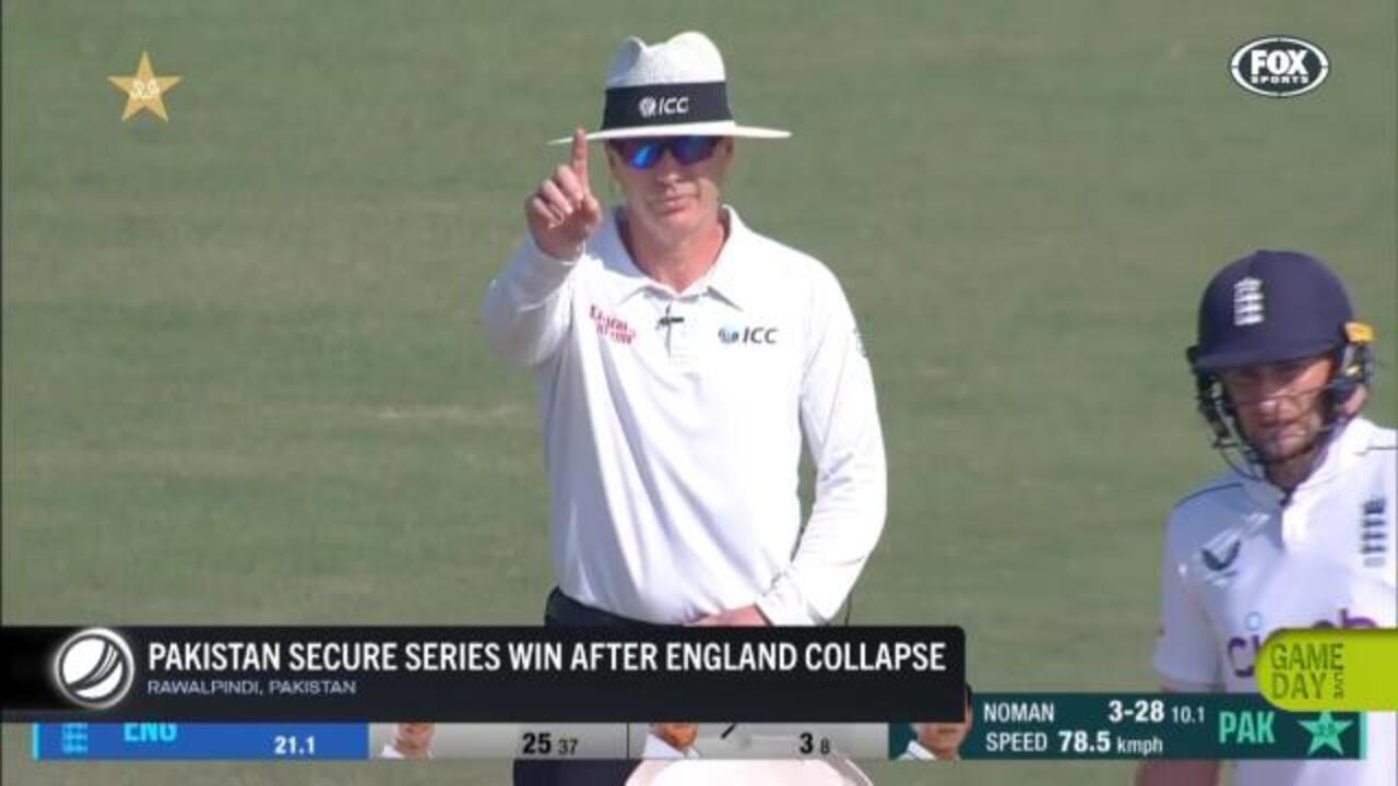 Pakistan win after English collapse