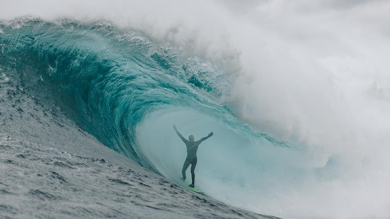 Shipstern Bluff Turns On Monster Waves For Red Bull Cape Fear Surf Contest The Mercury