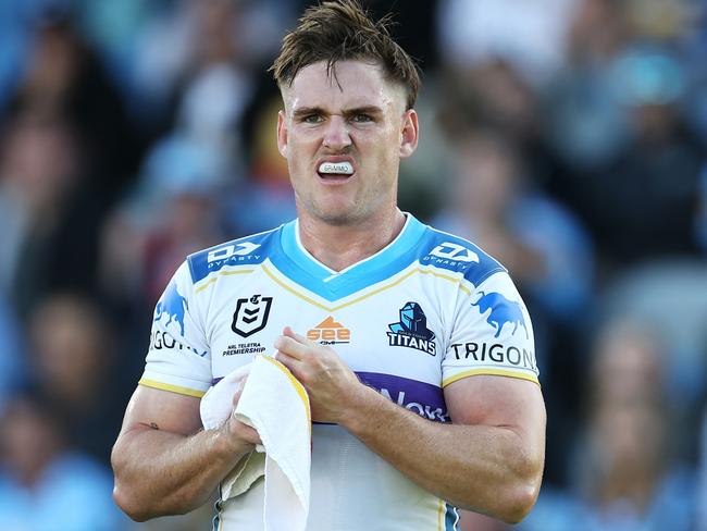 COFFS HARBOUR, AUSTRALIA - JUNE 18:  Alexander Brimson of the Titans watches the replay screen during the round 15 NRL match between the Cronulla Sharks and the Gold Coast Titans at , on June 18, 2022, in Coffs Harbour, Australia. (Photo by Mark Kolbe/Getty Images)