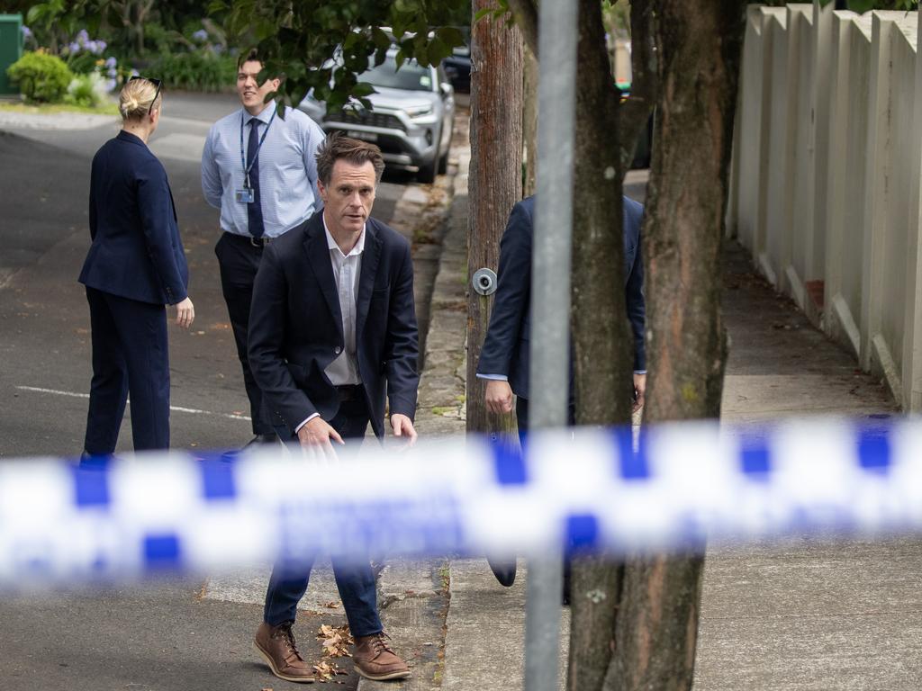 NSW Premier Chris Minis visits the scene of an anti-Semitic attack in Woollahra. Photo: Liam Mendes / The Australian