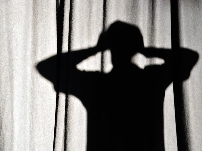 ‘Jealous’ wife attacks hubby, accuses him of affair with co-worker