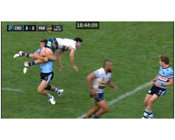 Cronulla's Teig Wilton wasn’t sin binned for this challenge on Mitchell Moses. Picture: Fox League