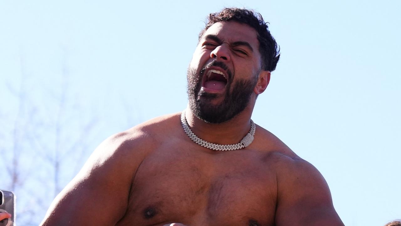 ‘He’s a f***in’ beast’: Aussie Super Bowl star’s song stuns crowd