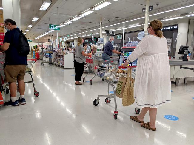 The main three grocery stores are getting back to normal but some shelves can still be seen empty. Lutwyche Coles store Lutwyche Thursday 27th January 2022