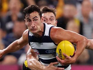 Simpson closing in on new deal as three Cats in limbo